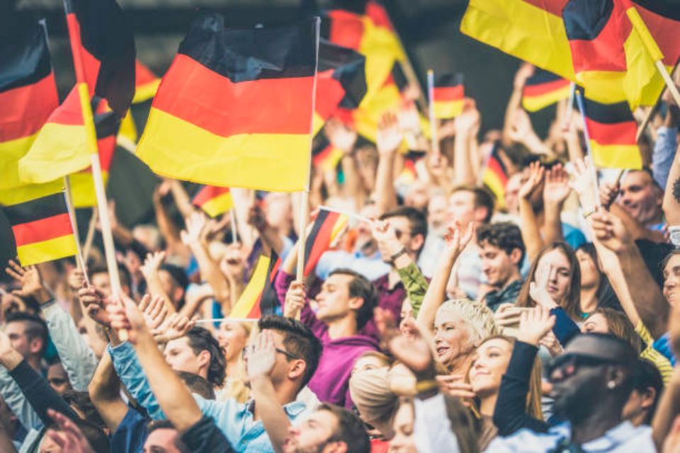 독일, 이중 국적 허용을 위한 시민권법 정비